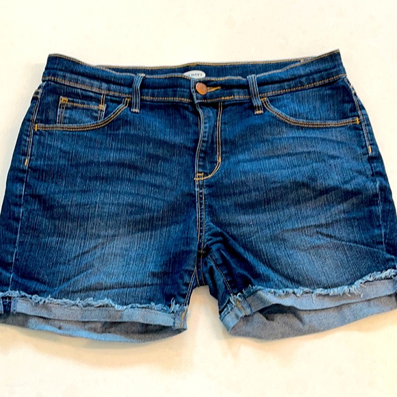 Jean short - Picture 1 of 5